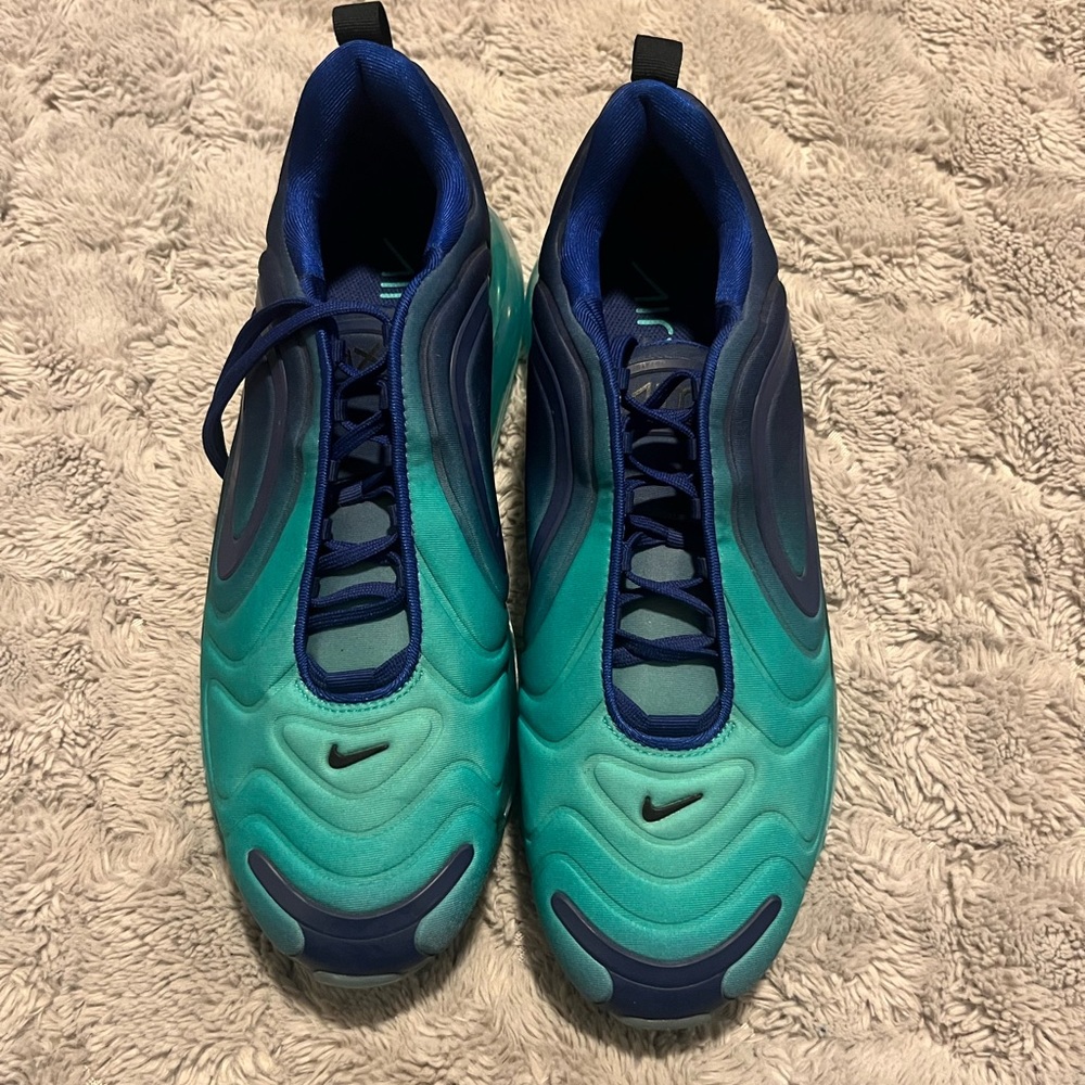 💙🩵NIKE AIRMAXES🩵💙
